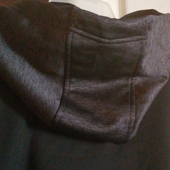 Sweater - Picture 3 of 4